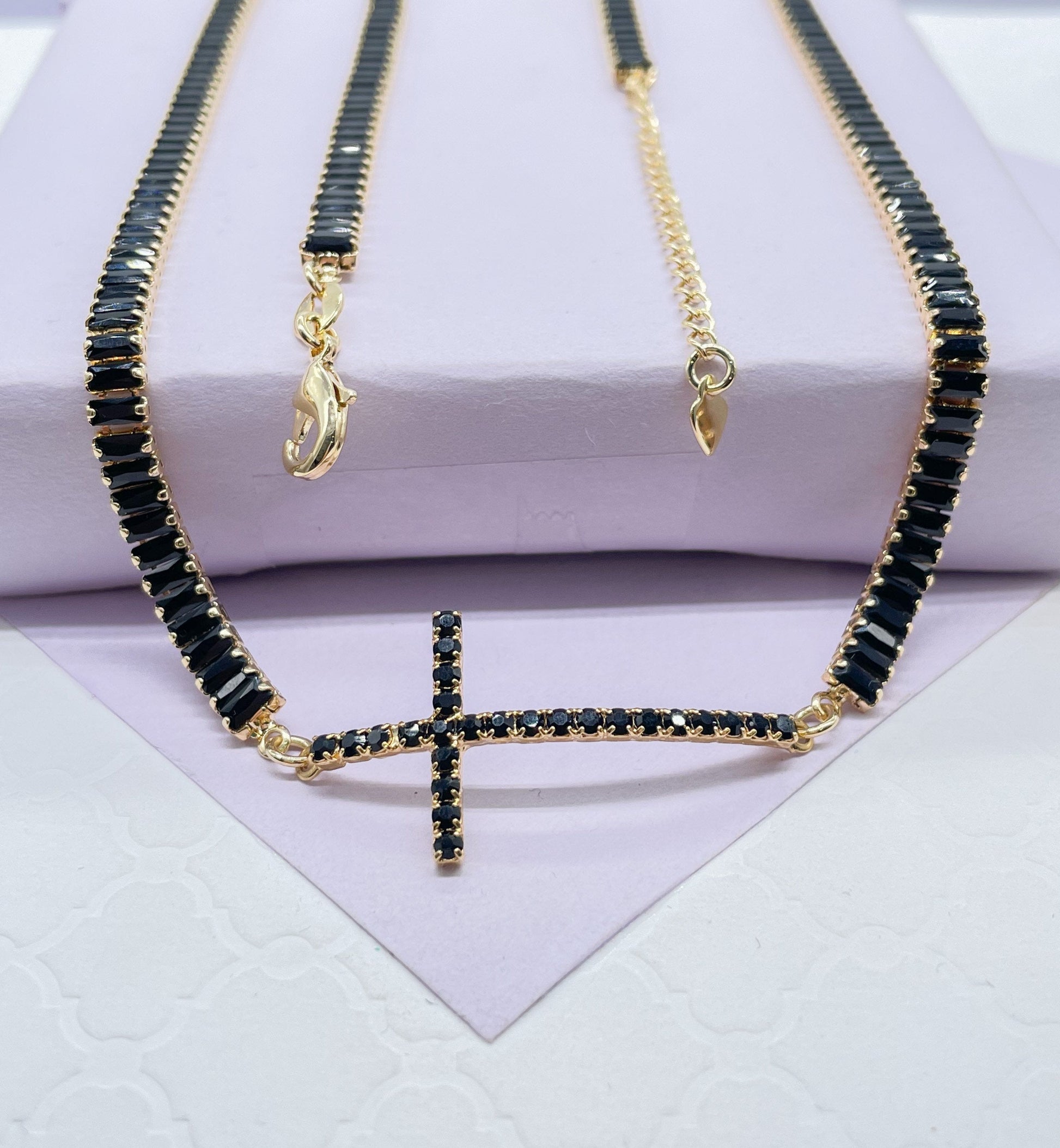 18k Gold Filled Baguette Choker With CZ Pavè Cross In The Center