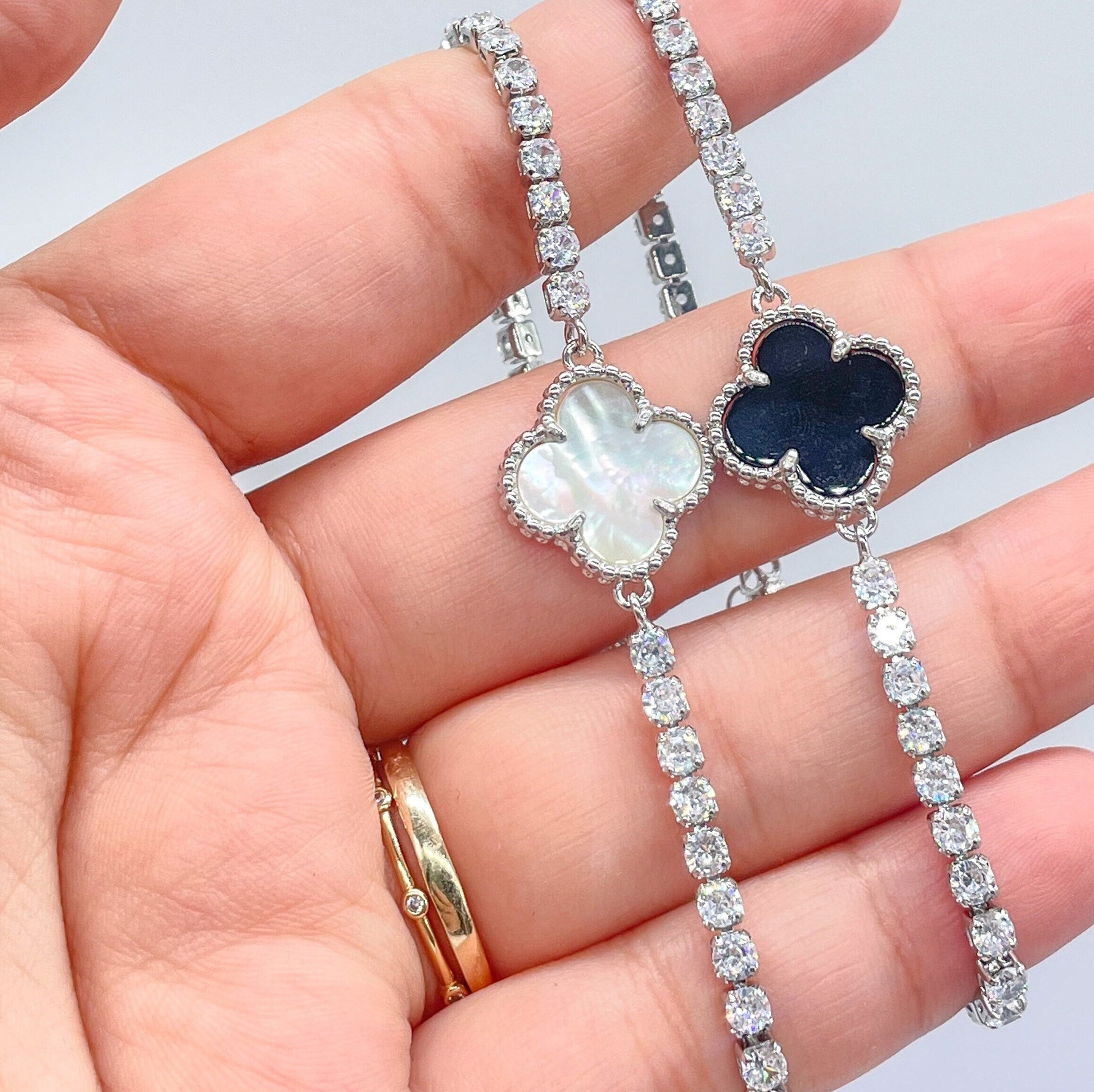 18k Silver Filled Tennis Chain Bracelet With Four Leaf Clover Charm