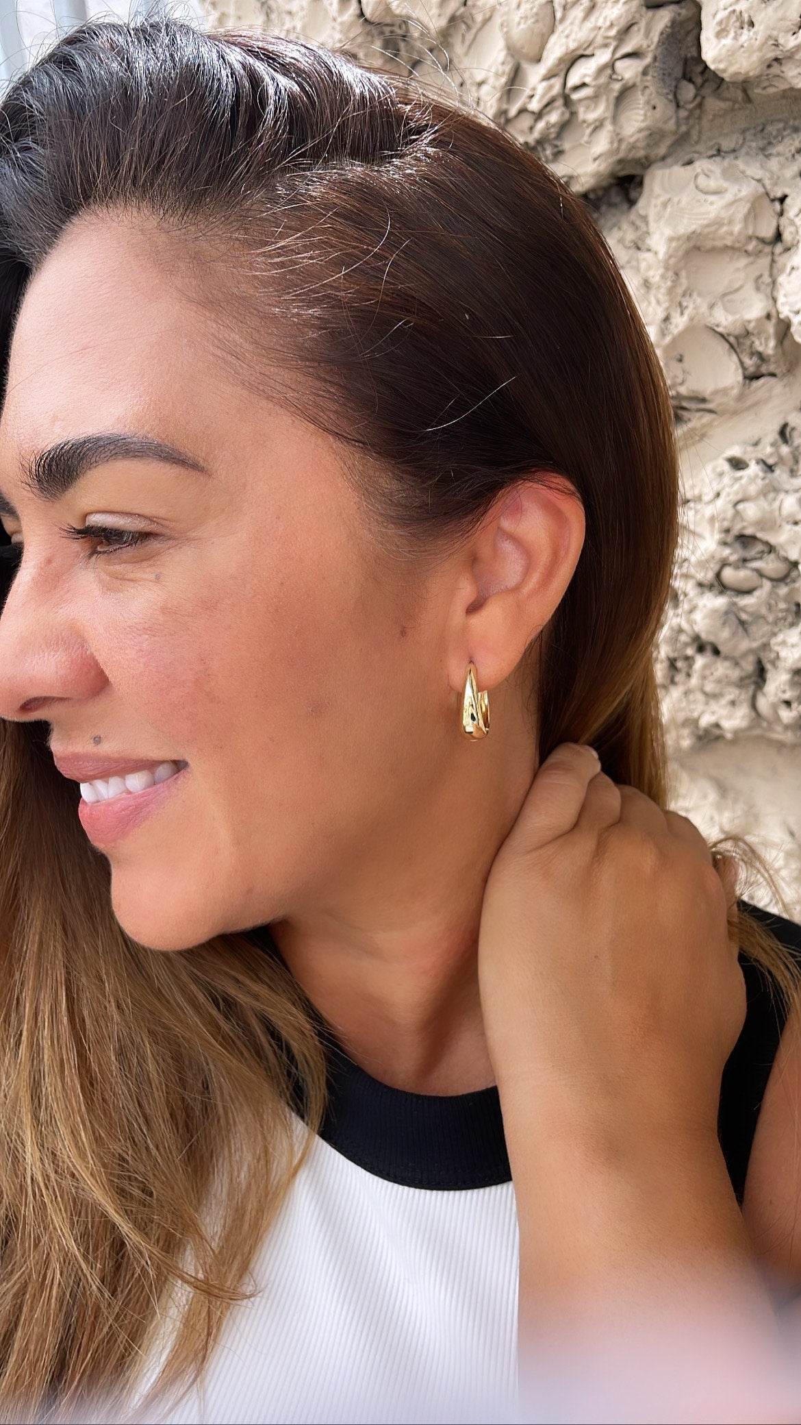 18k Gold Filled Oval Shape Smooth Plain Huggie Hoop Earring Available in 2 Sizes
