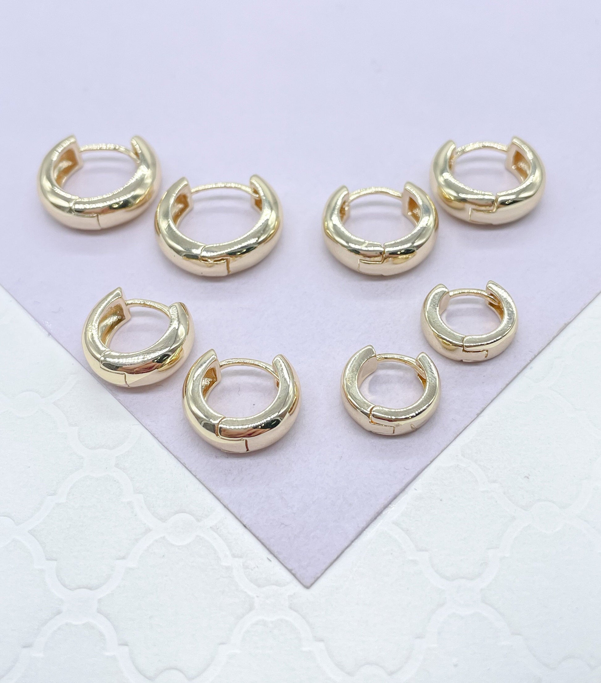 18k Gold Filled Plain Smooth Huggie Hoop Earrings In Four Sizes