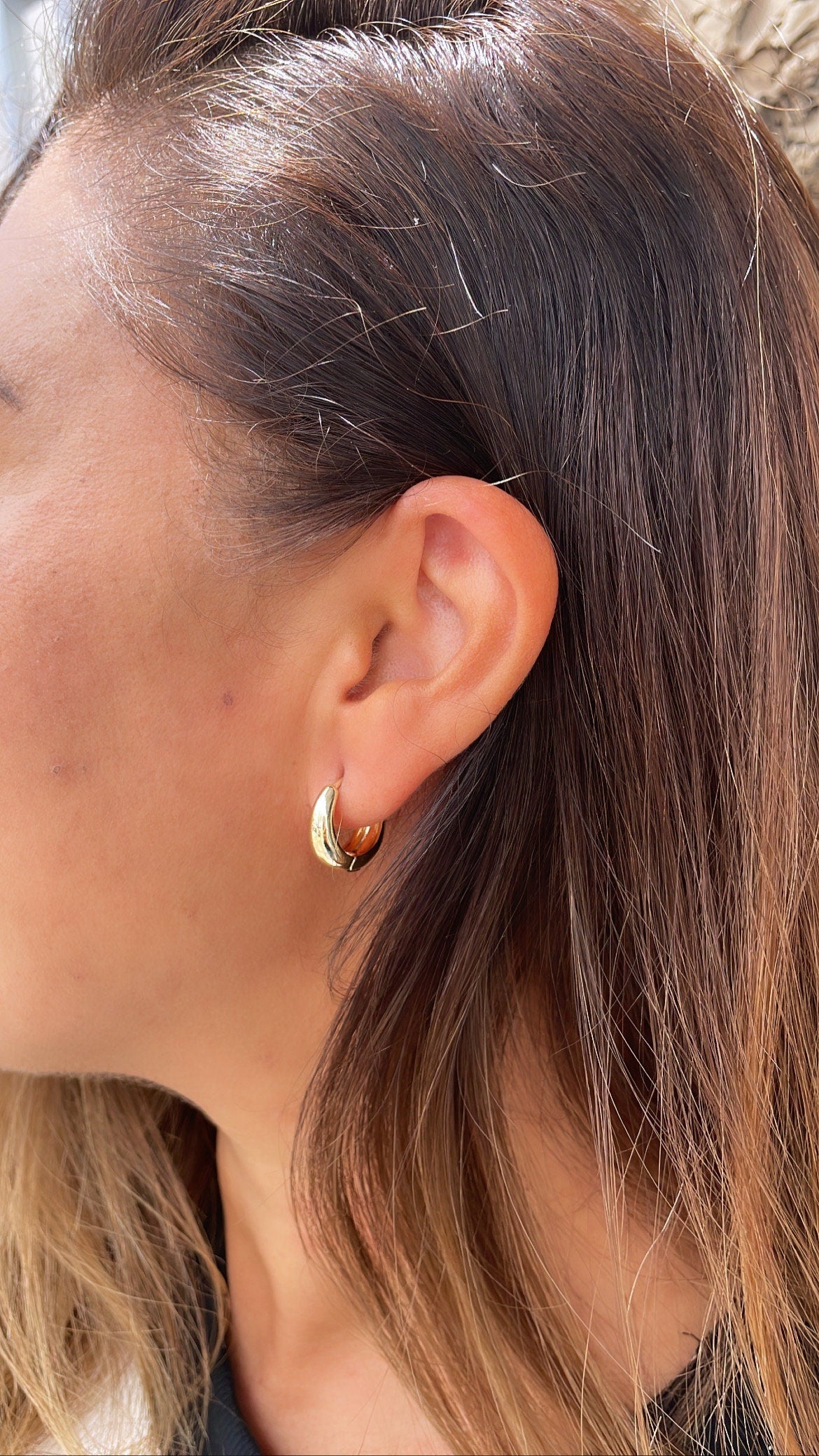 18k Gold Filled Oval Shape Smooth Plain Huggie Hoop Earring Available in 2 Sizes