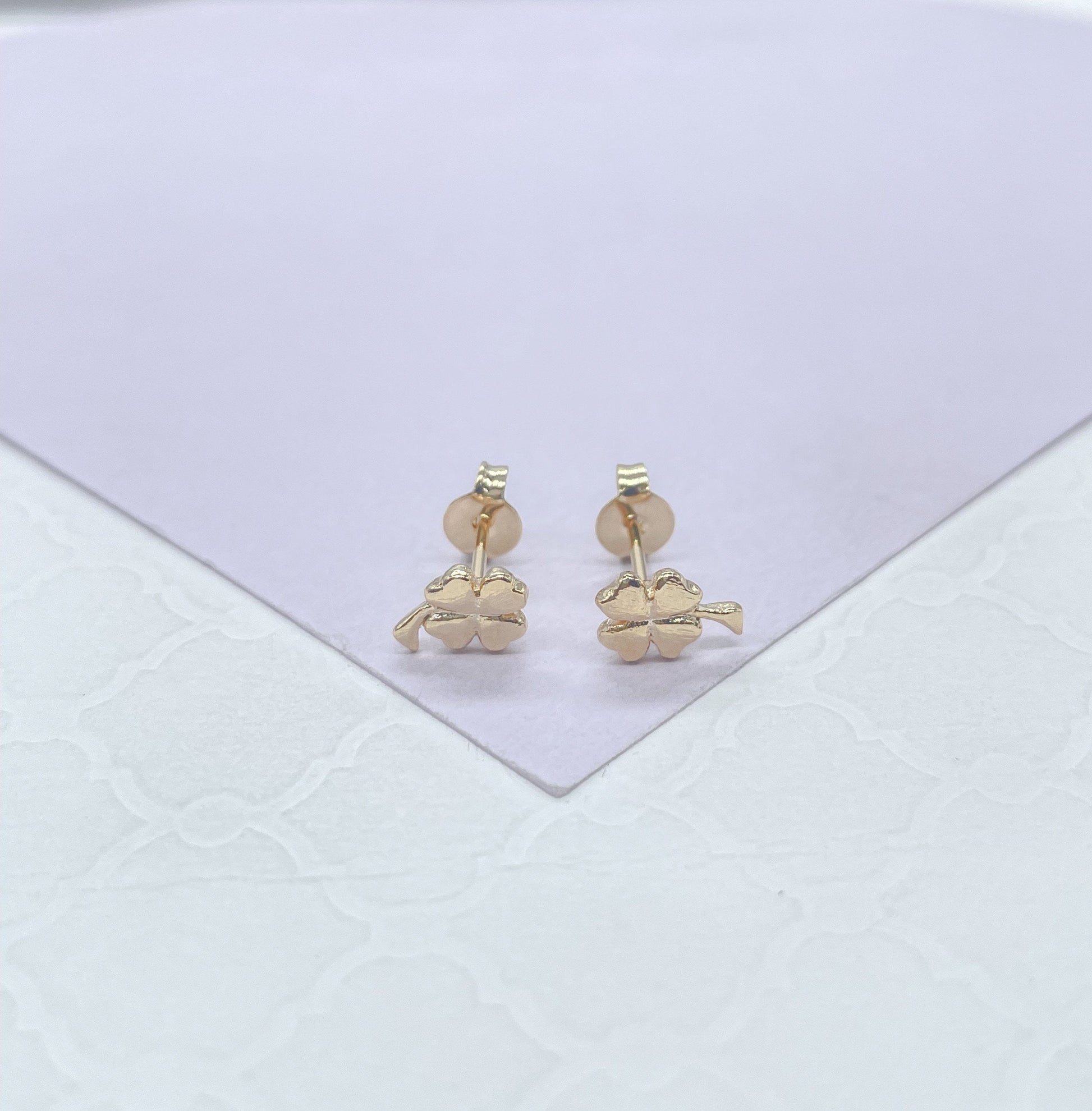 18k Gold Filled Gold Dainty Clover Stud Earring, Dainty Stud, Gold Studs Gift for her, St Patrick's Studs, Childrens Jewlery, Baby Studs