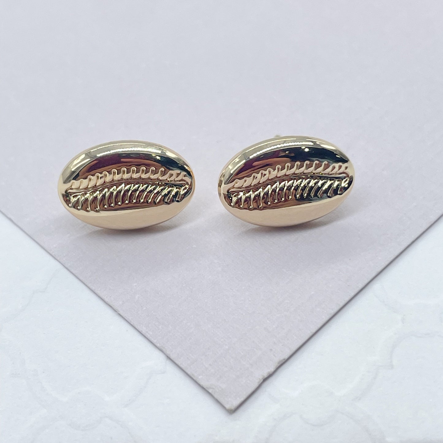 18k Gold Layered Plain Conch Stud Earring